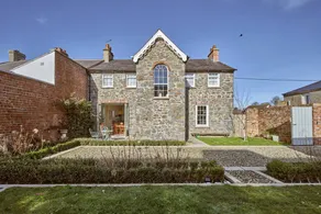 Splendido cottage accogliente e familiare con giardino | Accanto alla spiaggia - Image 2