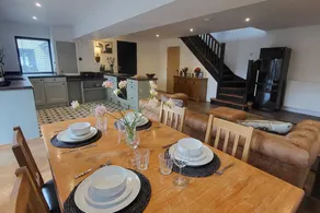 Holiday home | Beach view - Image 3