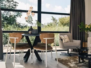 Lovely holiday home with terrace & pool - Image 3