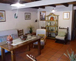 Wonderful house with terrace, pool & garden | Mountain view | Dogs allowed - Image 5