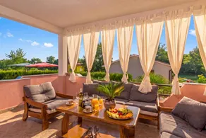 Magnifica casa totalmente attrezzata con terrazza, giardino e sauna | Ammette cani - Image 2