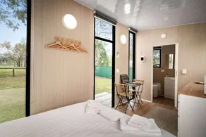 Fantastic Tiny House with Nice Sights in Glen Caim, Queensland - Image 4