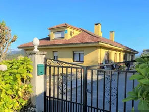 Maison de vacances avec terrasse, jardin et barbecue | Vue montagne - Image 3
