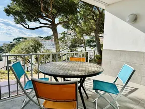 Flat | Beach nearby - Image 4