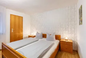 Room 'Doppelzimmer 3 - Chardonnay' with Shared Terrace, Shared Garden and Wi-Fi - Image 3