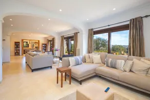 Fully equipped pleasant villa with garden, terrace & private pool | Garden view - Image 4