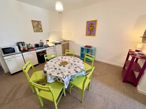 Pleasant flat with terrace, garden & BBQ | Pool view - Image 3