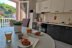 Voll ausgestattetes Apartment mit Whirlpool, Terrasse und Grill - Image 5