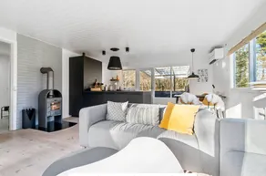 Child-friendly holiday home with sauna, barbecue & garden | Golf view | Next to the beach - Image 2