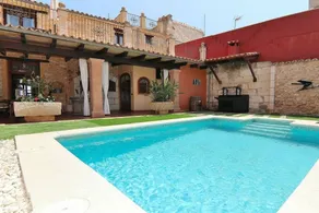 Charming villa with terrace, pool & BBQ | Pet-friendly - Image 3