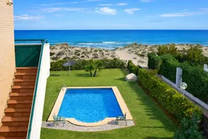 Fully equipped apartment with terrace, garden & pool | Next to the beach - Image 2