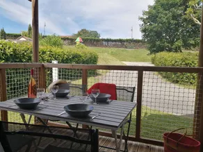 Unique accommodation with heated pool & terrace - Image 5