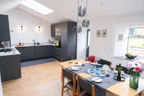 Fully equipped holiday home with BBQ, garden & terrace | Pet-friendly - Image 5