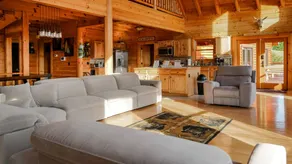 Sublime Vacation Rental for Unforgettable Family or Group Vacations in Dobson, North Carolina - Image 2