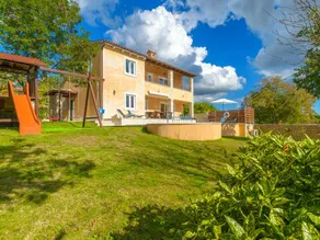 Villa con piscina, barbacoa y jardín - Image 2