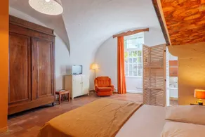 Family-oriented wonderful cottage with barbeque, pool & garden | Garden view | Dogs allowed - Image 2