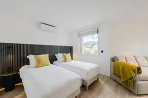 Aparthotel | City view - Image 2