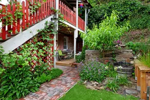 Flat with terrace & garden | Garden view - Image 2