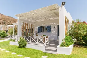 Charmant appart'hôtel avec jacuzzi, jardin et terrasse | Vue jardin | Avec animaux autorisés - Image 4