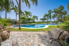 Fully equipped lovely flat with garden, pool & terrace | Beach view | Beach nearby | Dogs allowed - Image 3