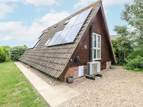 Cottage with garden - Image 4