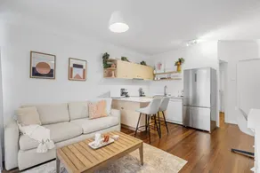 Flat with terrace | Suitable for remote work - Image 2