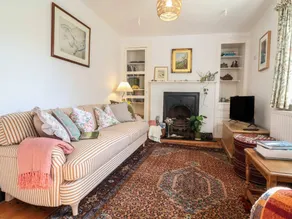 Child-friendly wonderful cottage with garden | Dogs allowed - Image 2