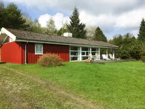 House with garden, sauna & terrace - Image 2