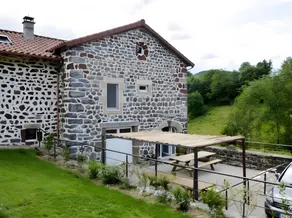 Cottage with garden, barbecue & terrace | Mountain view - Image 3