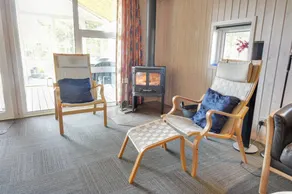 Holiday home with sauna & terrace - Image 3