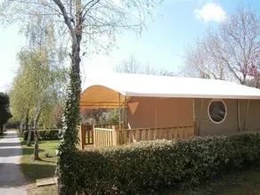 Netter Bungalow mit beheiztem Pool und Terrasse | Haustiere erlaubt - Image 4