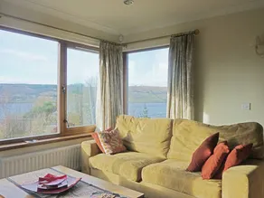 Cottage with garden & BBQ | Sea view - Image 5