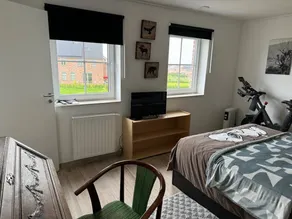 Habitación en casa de familia - Image 4