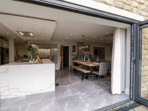 Fully equipped cottage with jacuzzi & garden | Pet-friendly - Image 4