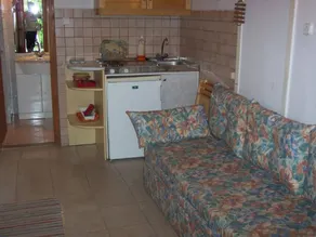 Wohnung in Balatonföldvár mit Terrasse und Grill - Image 2