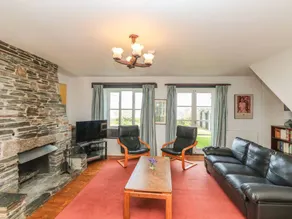 Cottage with garden - Image 5