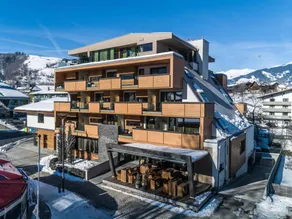 Aparthotel with terrace & sauna - Image 2