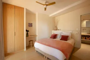 Fully equipped gite with garden, terrace & BBQ - Image 4