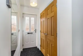 Cottage with garden - Image 4