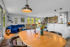 Holiday home with barbecue & terrace | Sea view - Image 4