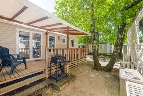 Lovely holiday home with pool, terrace & barbeque - Image 3