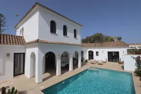 Grande maison de vacances entièrement équipée avec jardin, barbecue et terrasse | Vue mer | À côté de la plage | Idéale pour le télétravail - Image 3