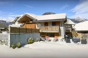 Stylish home for 6 near lake and mountains - OVO Network - Image 4