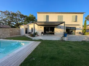Family-oriented ample villa with barbeque, pool & garden | Mountain view | Pets allowed - Image 5