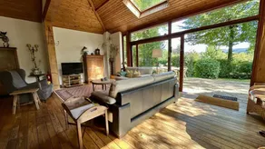 Holiday home with BBQ, terrace & garden - Image 4