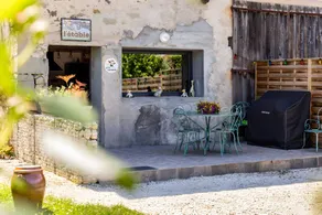 Cottage avec jardin, terrasse et barbecue | Vue jardin - Image 2