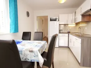 Wohnung in Baška mit Eigenem Balkon - Image 4