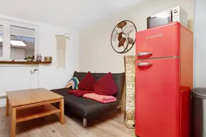 Apartamento con terraza y jardín | Vistas a la montaña - Image 3