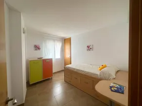 Holiday apartment with terrace - Image 2