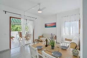 Vacation 'Danoe 5' with Mountain View, Private Terrace and Wi-Fi - Image 3